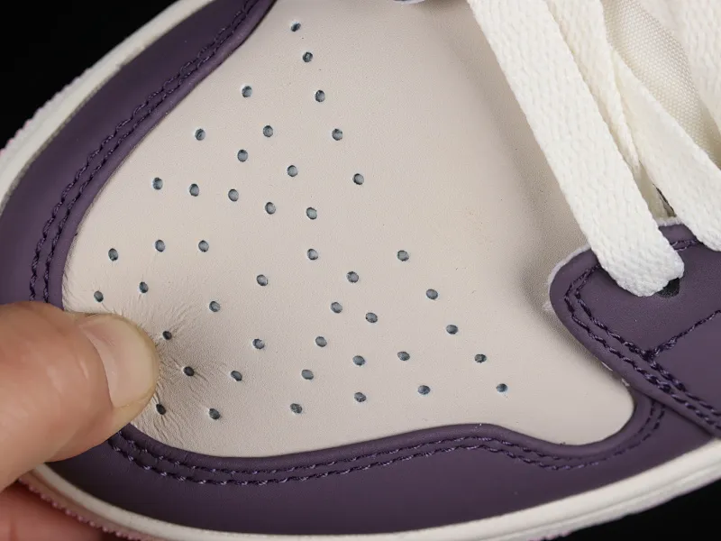 All Categories Air Jordan Jordan Series Basketball Shoes Air Jordan 1 Mid Air Jordan 1 Mid GS "Pro Purple" AJ1 Joe 1 White Purple Pink China Basketball Shoes 555112-500